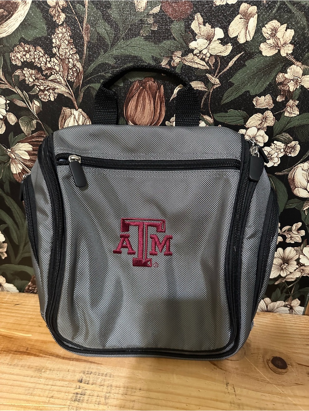 Texas A&M Aggies Toiletry Bag – Official Aggies Travel Organizer & Shaving Kit